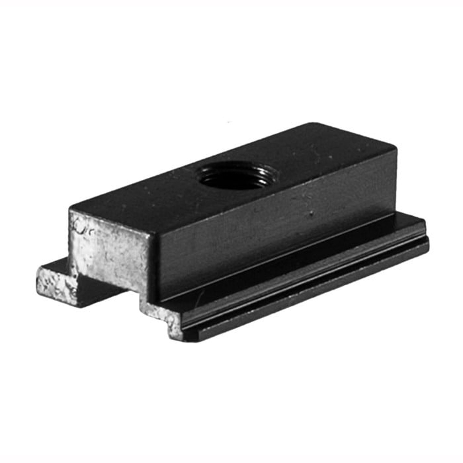 l_584000047_2.jpg