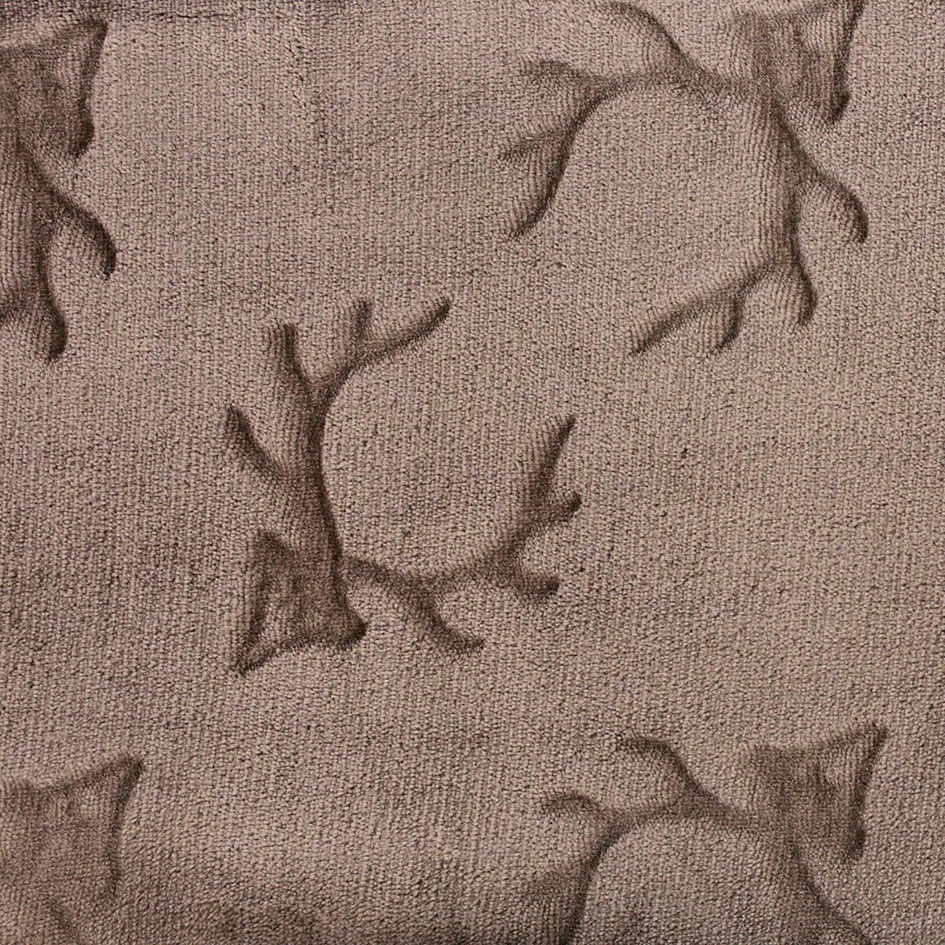 430112385_15W.jpg