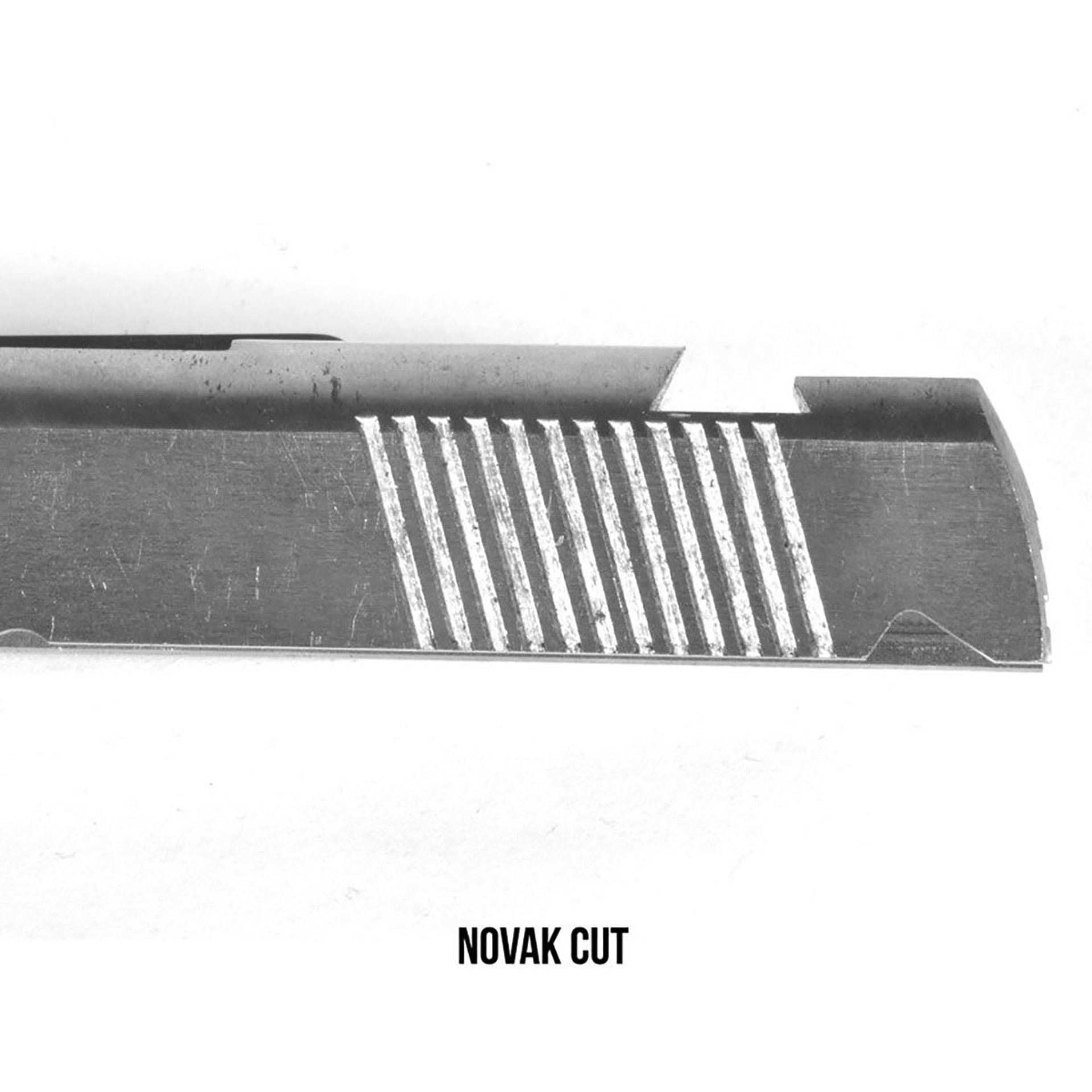 296000137_5W.jpg