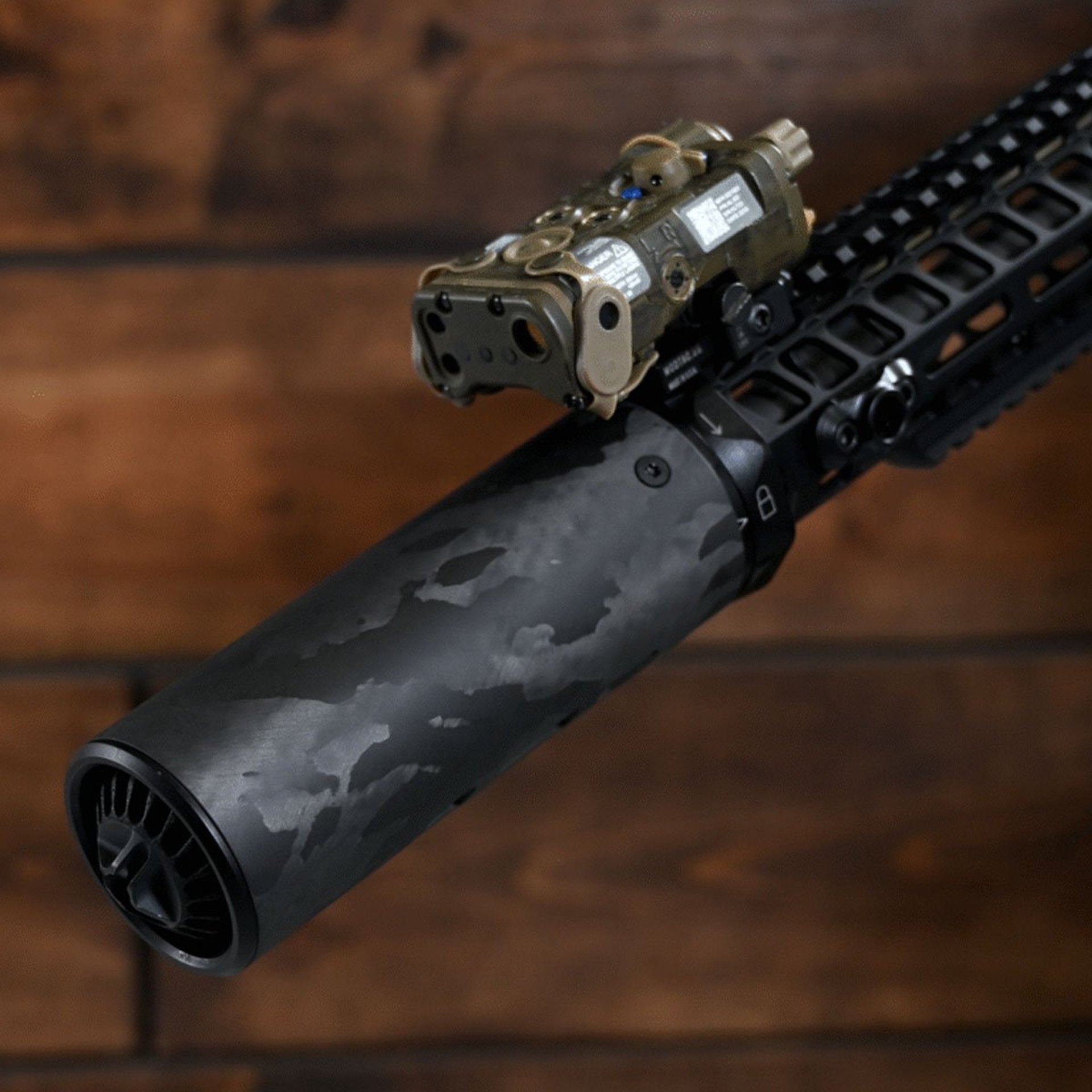 U-RAC Suppressor Shield Size 5.0 In Rail Type AR-15