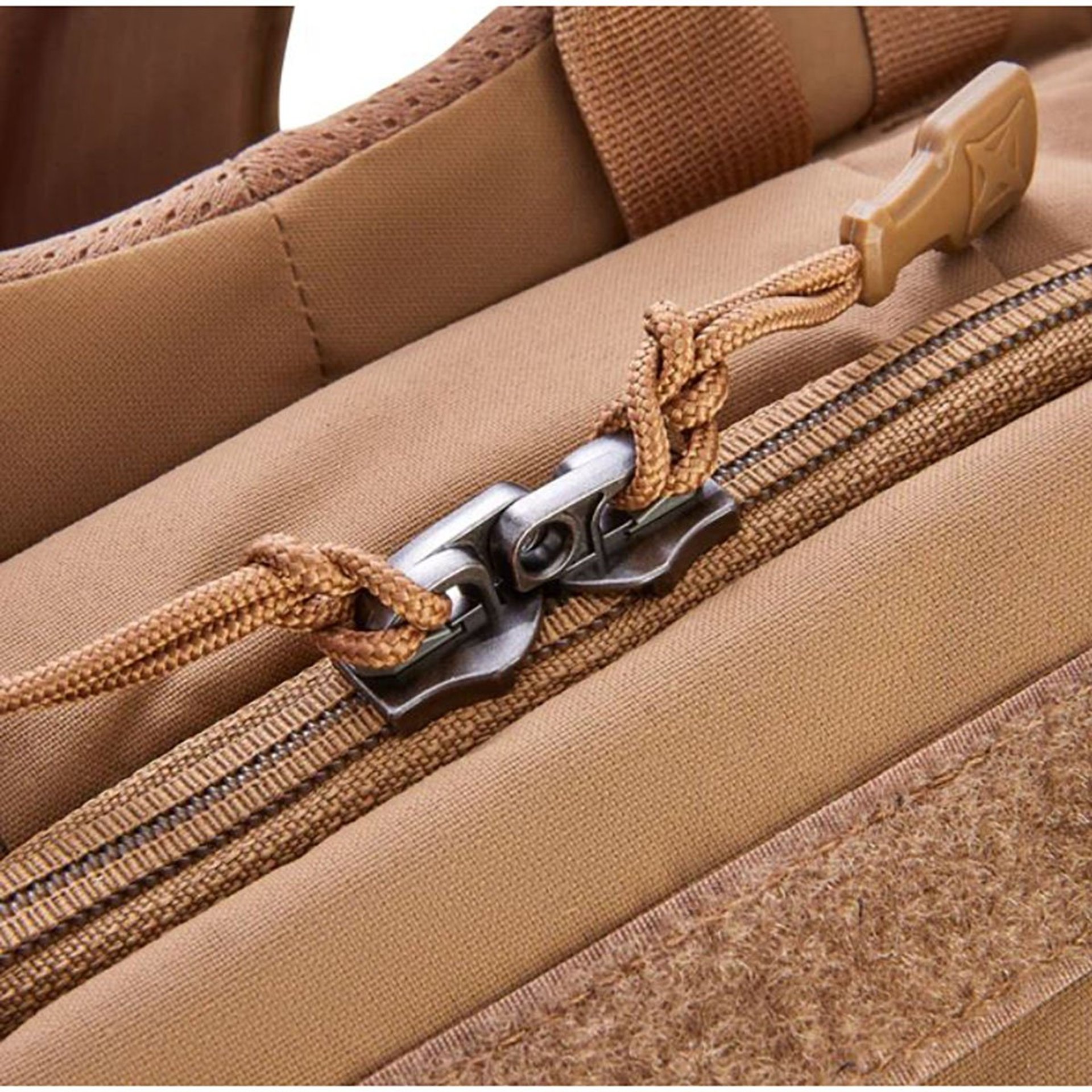 Siege 15L Sling Bag Coyote