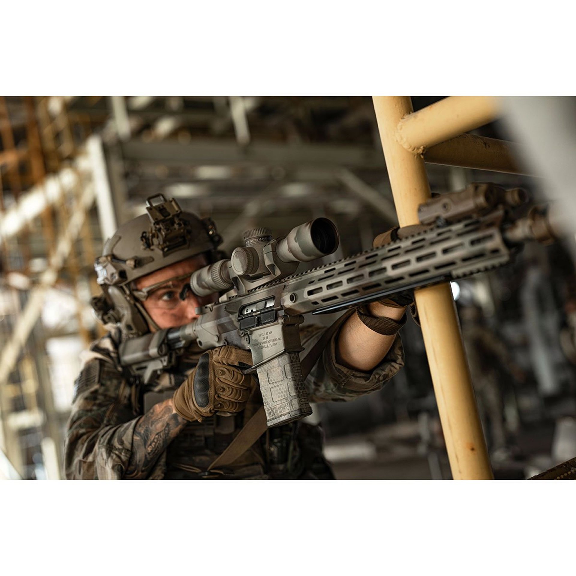 Razor HD Gen III 4-24x44mm FFP Ill EBR-7D MOA Reticle Black