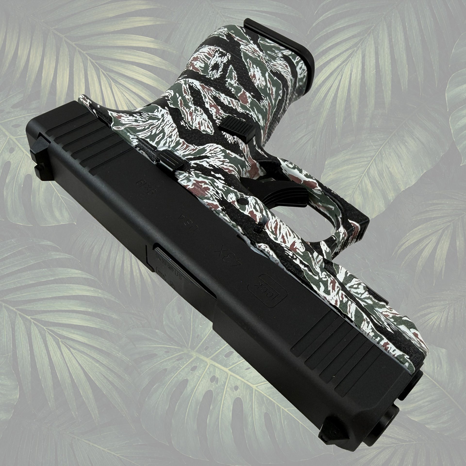 Glock 43X 9mm  W/Front Rail Black US - Tiger Camo