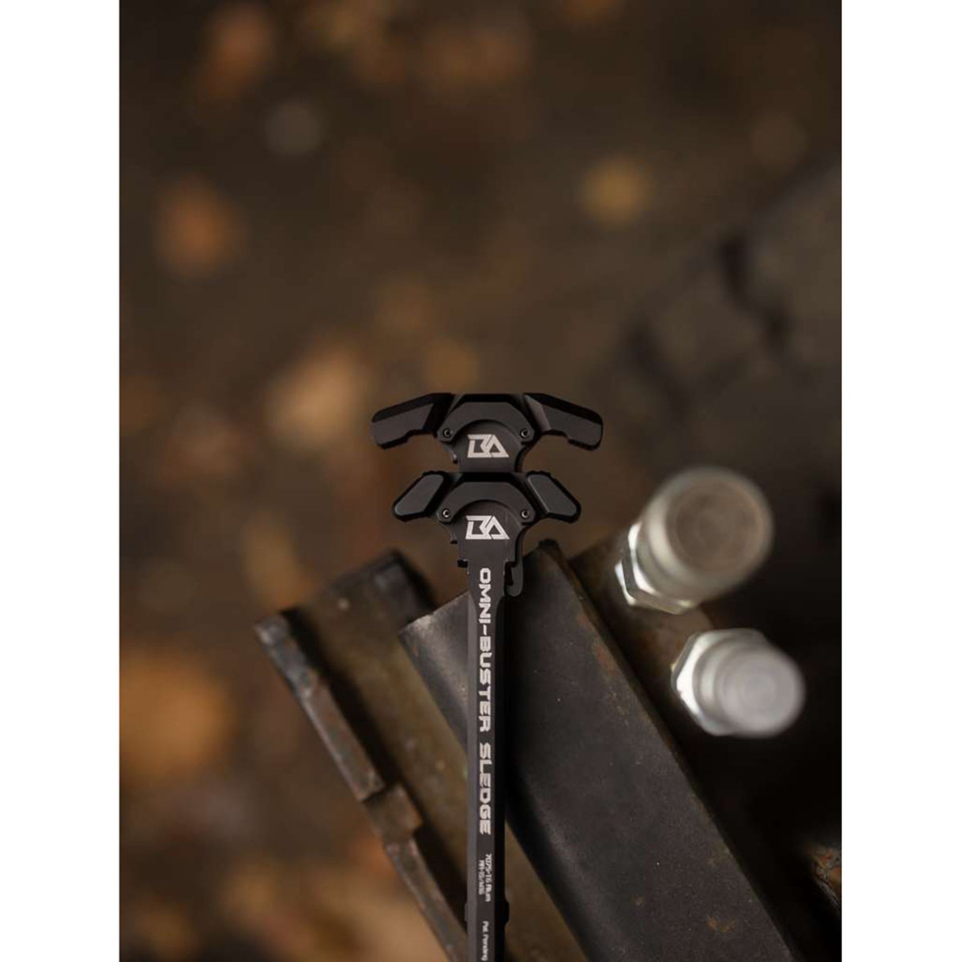 Sledgehmmr OB Ambidex LE/Mil Small Latch Chrg Hdl for AR-308