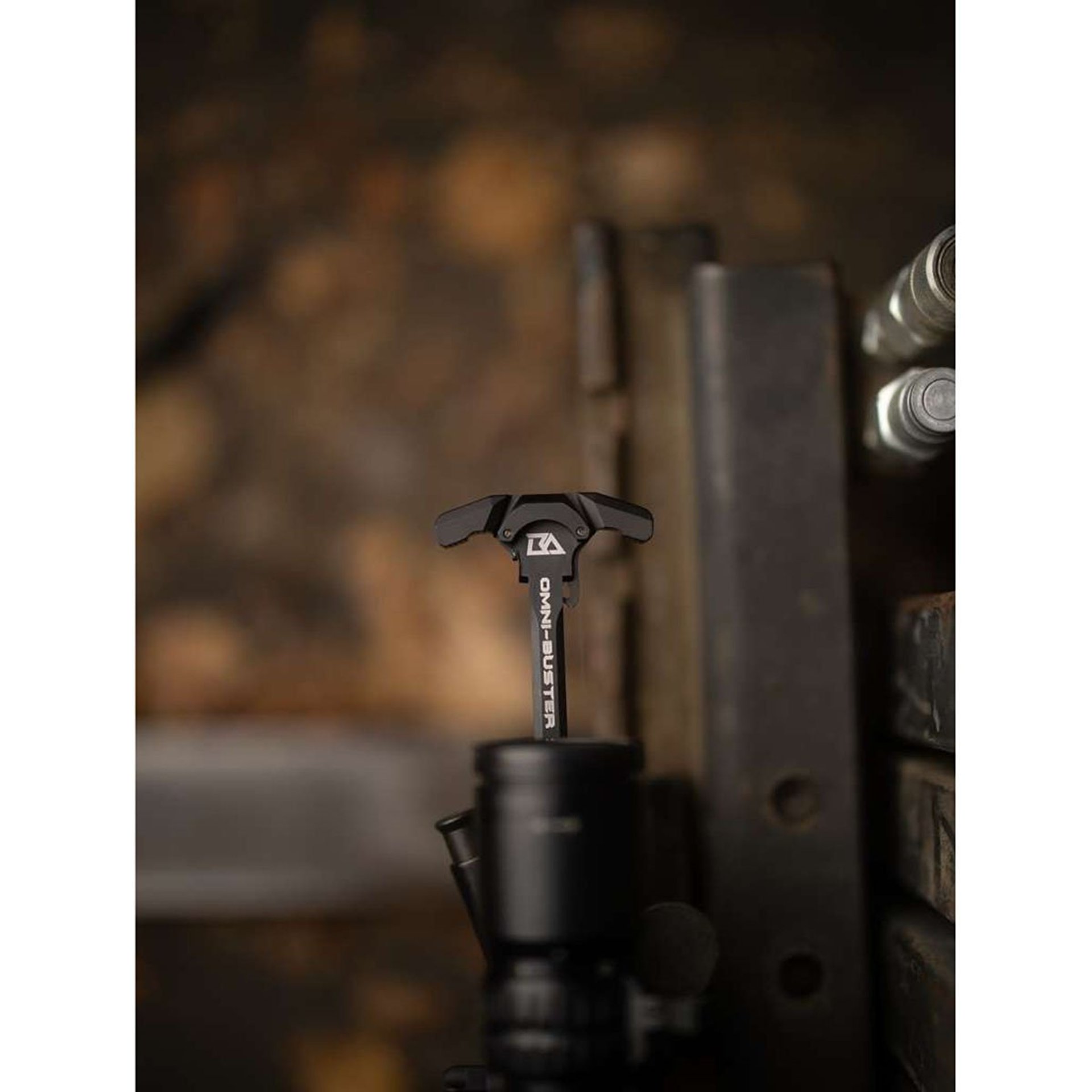 Sledgehammer OMNI-Buster Ambidex Charging Hdl for AR-308