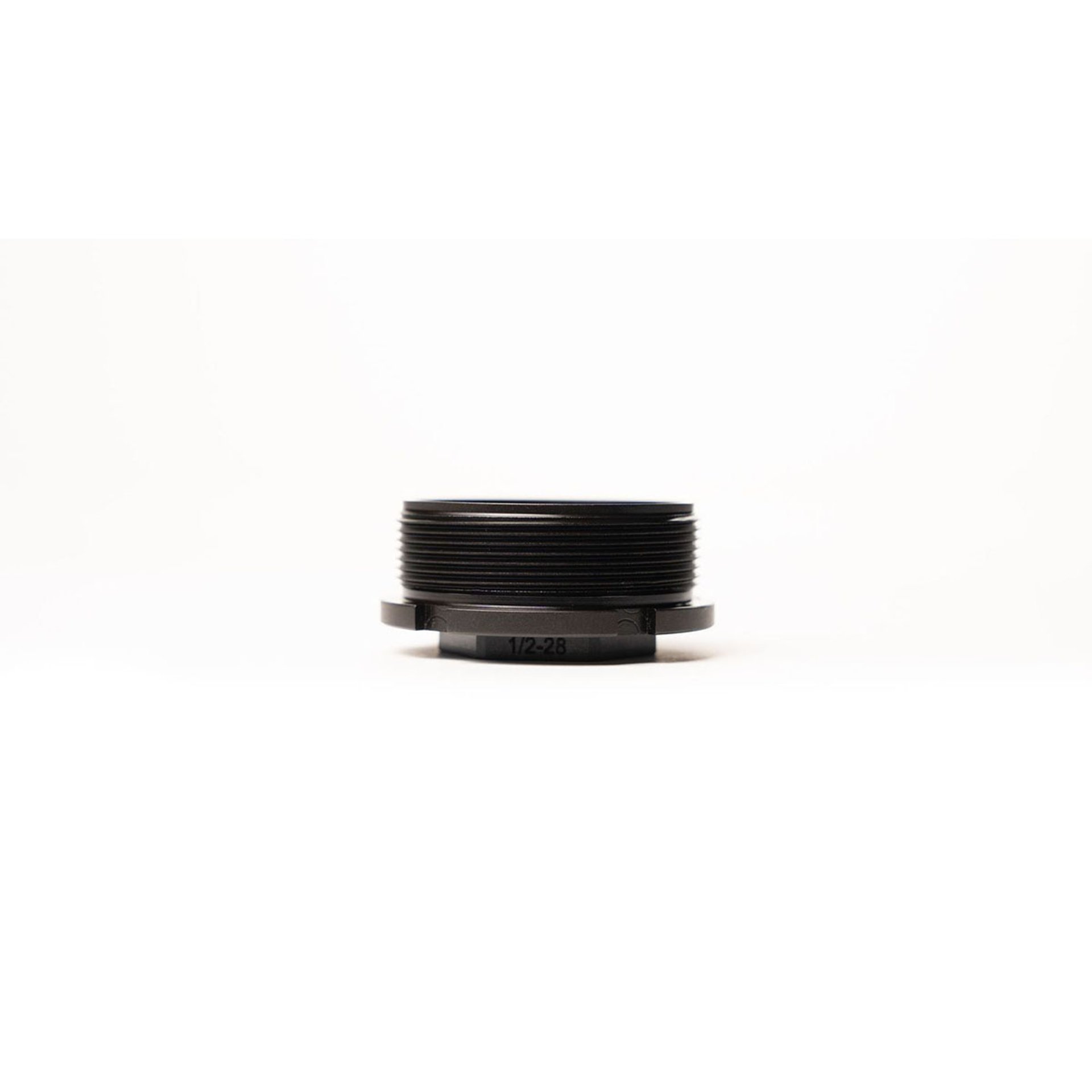Hub Direct Thread Adapter 1/2x28 Black