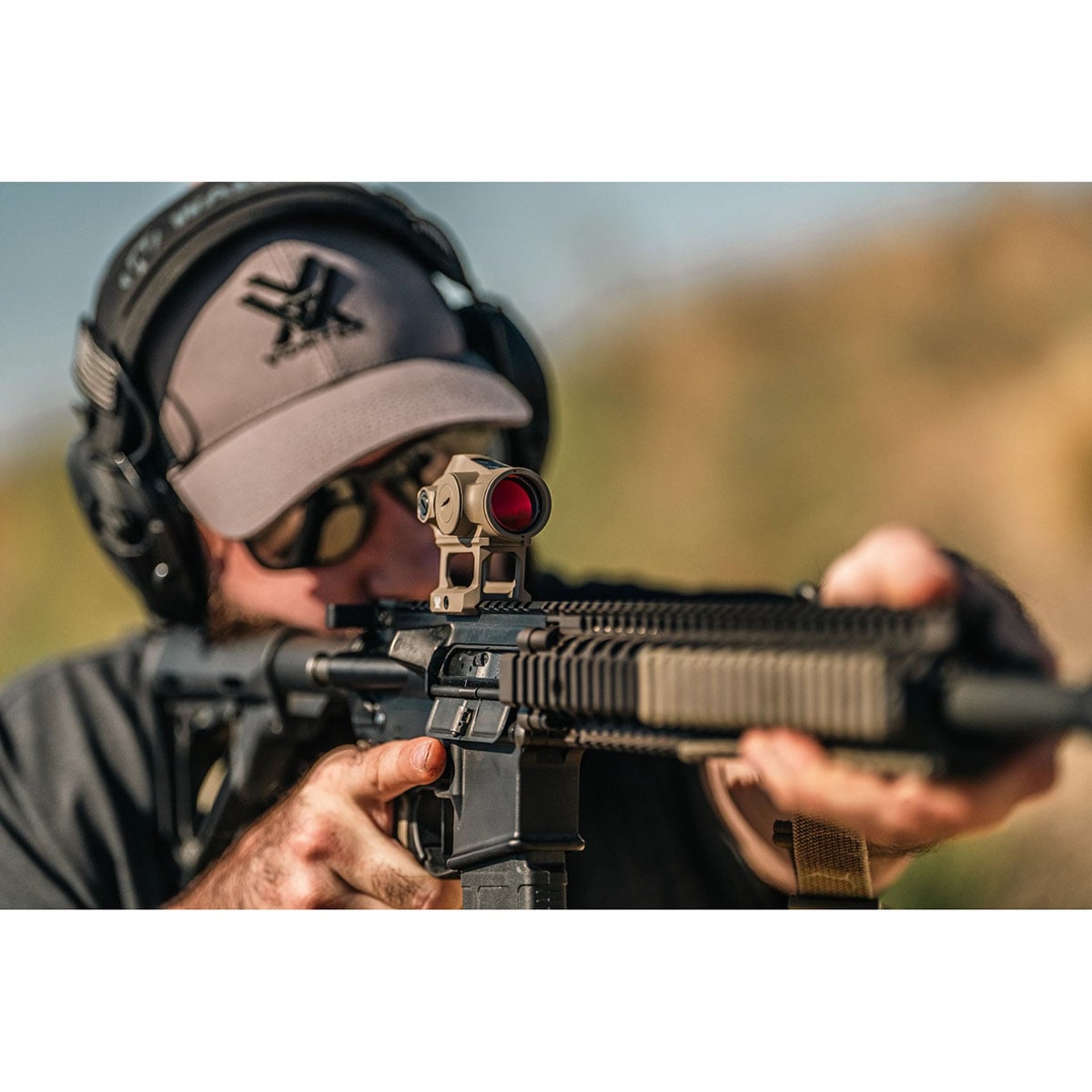 CF2-RD2-SLR Crossfire II 2 MOA Solar Red Dot Sight Tan