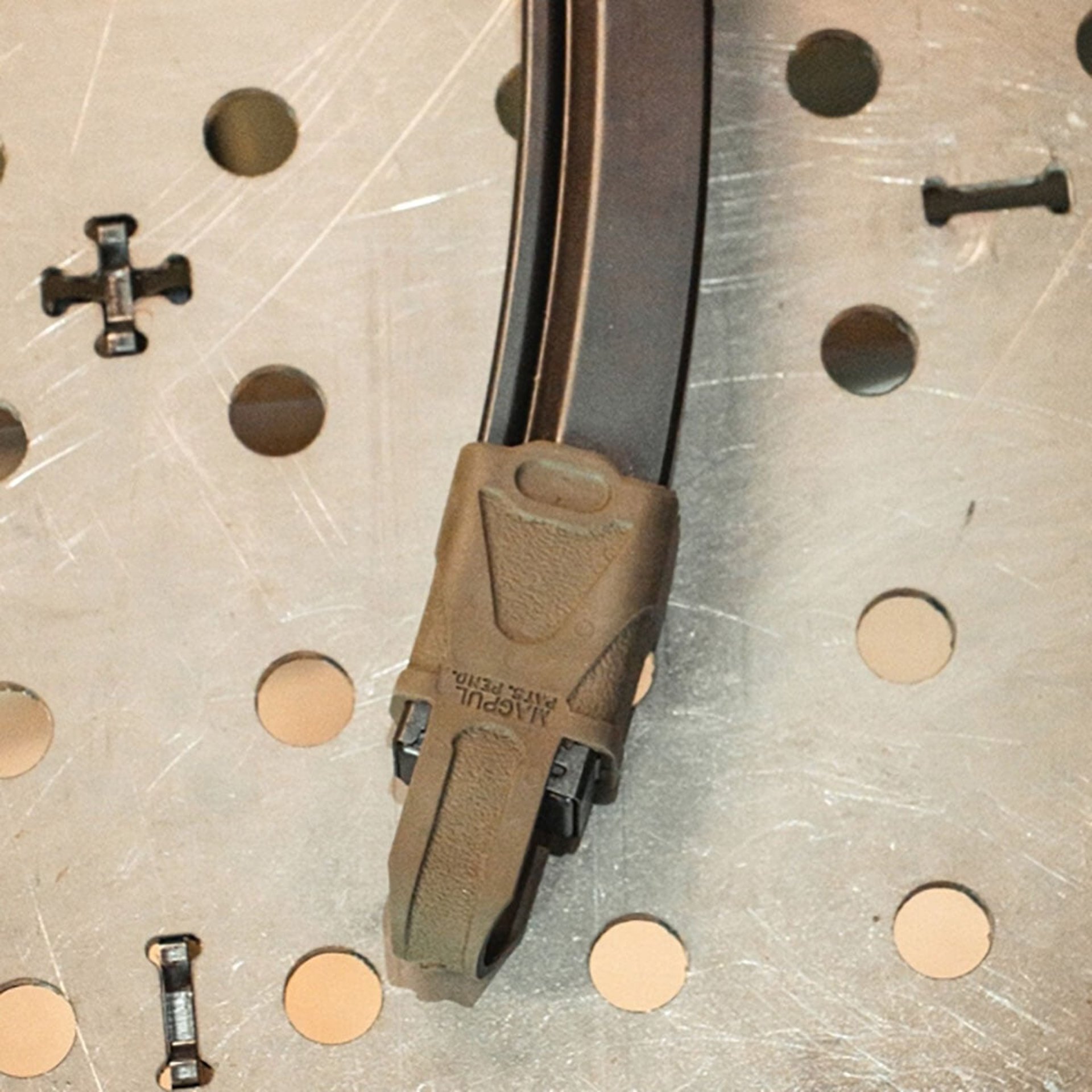 Original Magpul Assist for 9mm Luger H&K MP5 Mag FDE 3/Pk