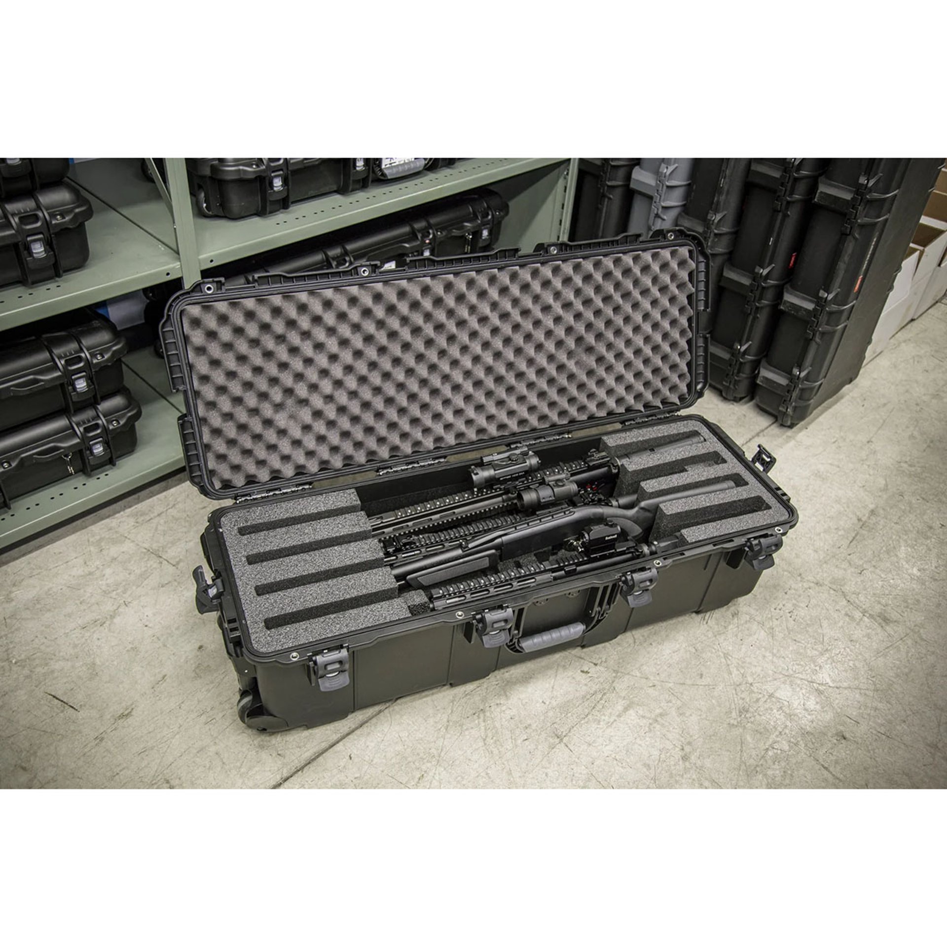 988 4-UP Rifle Case w/Foam 44.9"x16.3"x12.5" Black