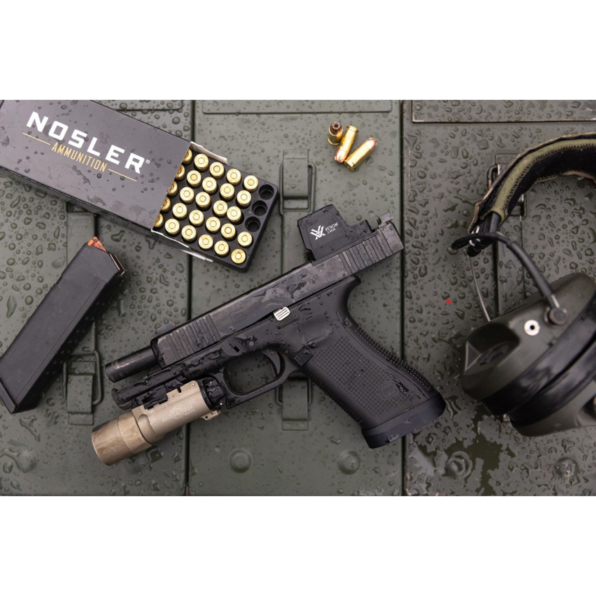 Venom 3 MOA Enclosed Micro Green Dot Sight Black