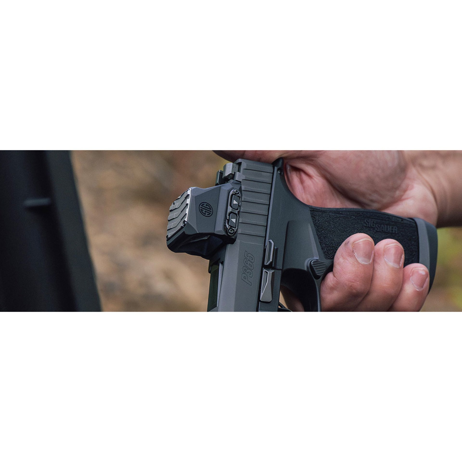 XRAY5 Adv Red Dot Enclosed 3.5 MOA SIG-LOC Compact Black