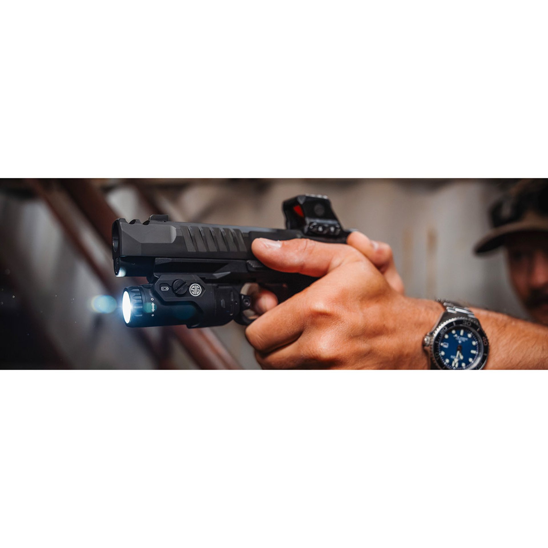 XRAY5 Pro Red Dot 3.5 MOA w/FOXTROT2R Lightfight Combo