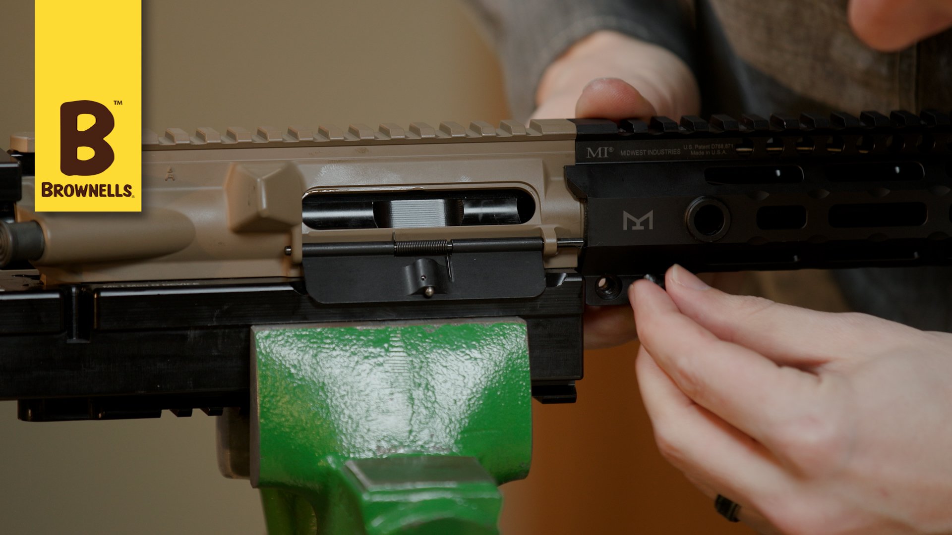 0042-21_QT_Installing a Midwest Industries Handguard_Thumb