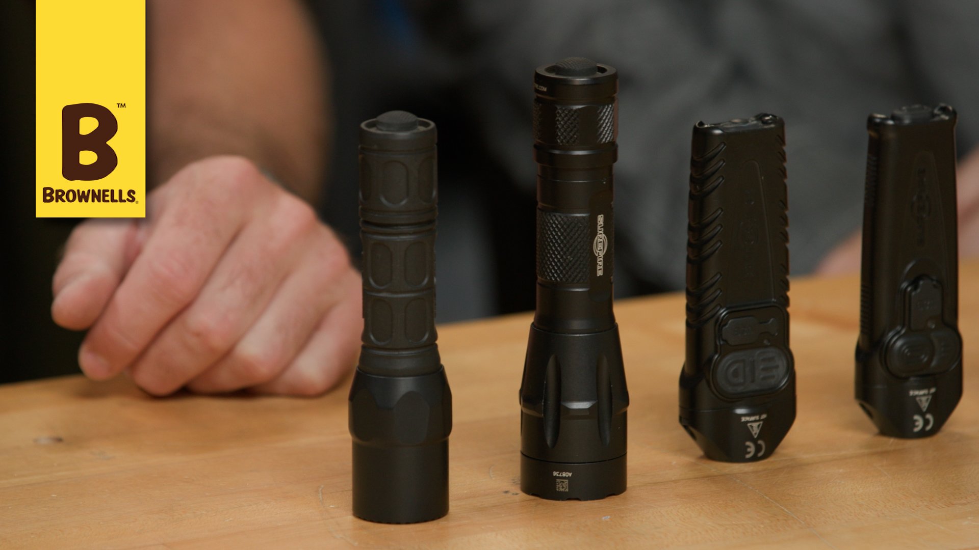 0204-22 Product Spot Light - Surefire Handheld Lights_Thumb