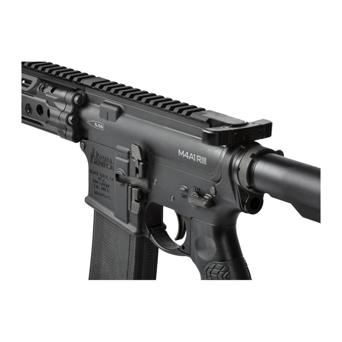DANIEL DEFENSE DD4 M4A1RIII 5.56MM RIFLE