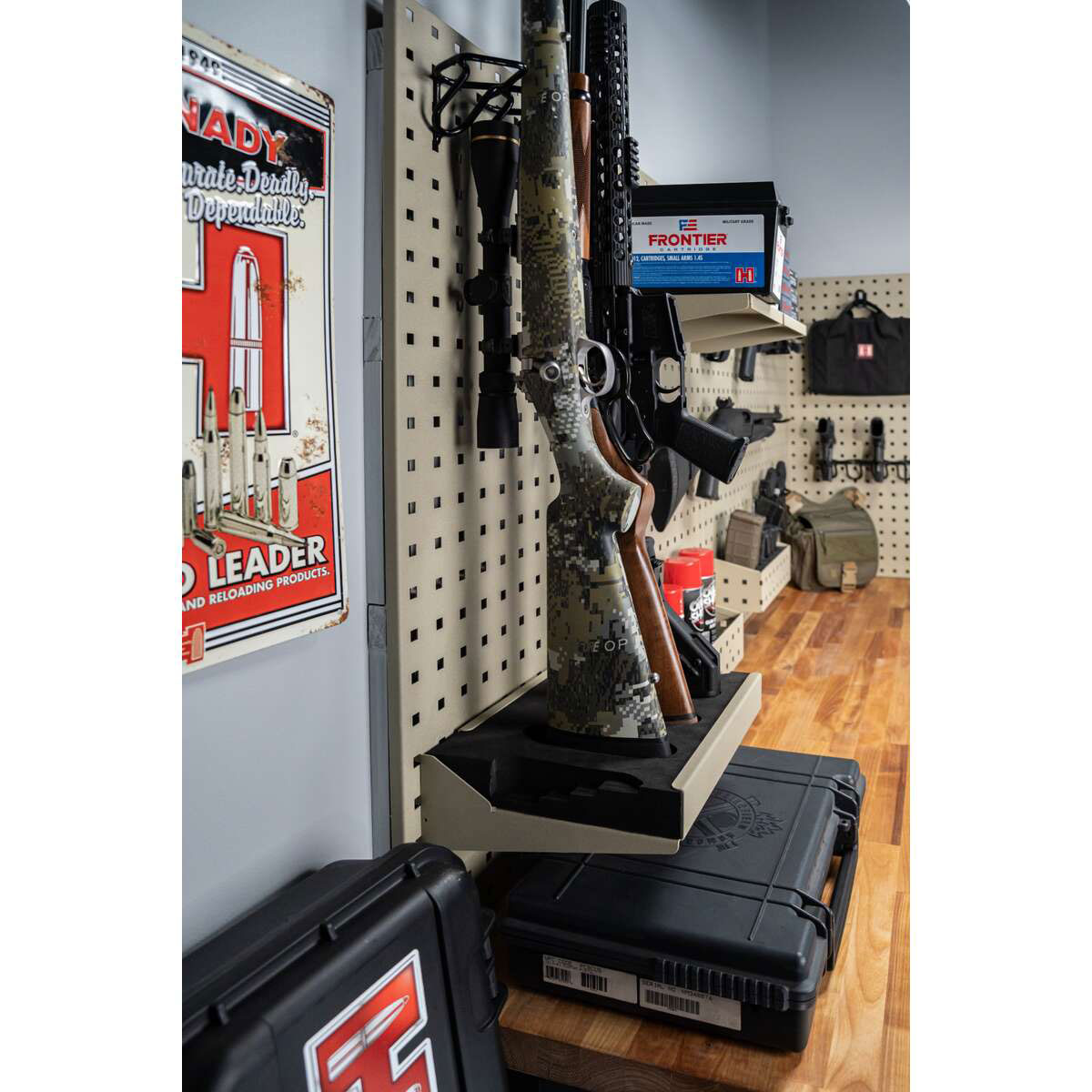 HORNADY SQUARELOK VERTICAL GUN RACK
